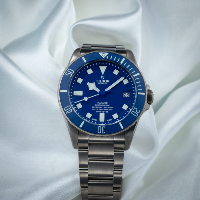 Tudor Pelagos Blue Titanium M25600TB-0001, full dial view with date window and titanium bracelet.