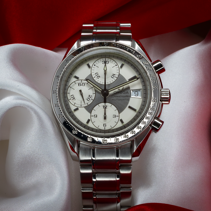 Omega Speedmaster Date 3513.30.00 watch, white and grey chronograph dial with steel bracelet and case.