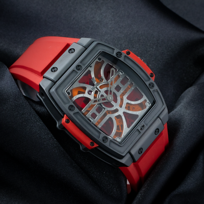 Hublot Spirit of Big Bang Red Vitrail Limited Edition 312.CI.0002.LR, close-up dial with skeletonized movement and red