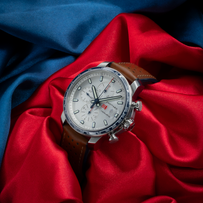 Chopard Mille Miglia Gts Race Edition 2022 168571-3010 dial, chronograph subdials and date window clearly visible on white