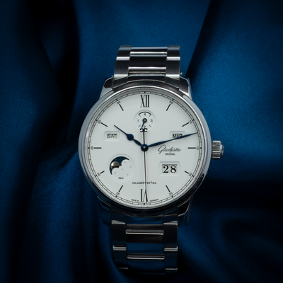 Glashütte Original Senator Excellence 1-36-02-01-02-61 dial, with moon phase, panoramic date, and day displays.