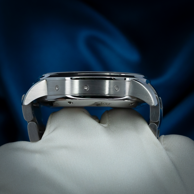 Glashütte Original Senator Excellence 1-36-02-01-02-61, close-up side view of brushed and polished stainless steel watch
