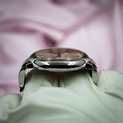 Cartier Ballon Bleu W6920100 case side profile with the lugs visible.